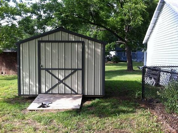 shed