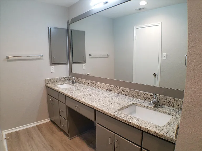 11208 Blairview Ln — Photo 25