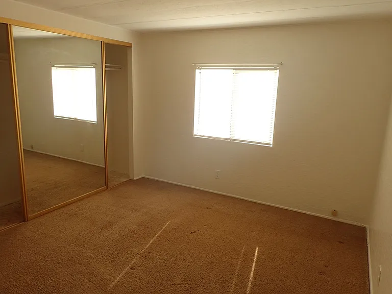 1401 W Benson Ave — Photo 5
