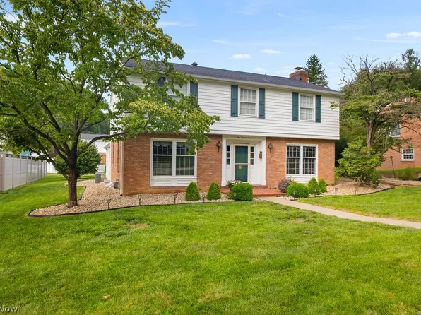 1007 49th St, Vienna, WV 26105