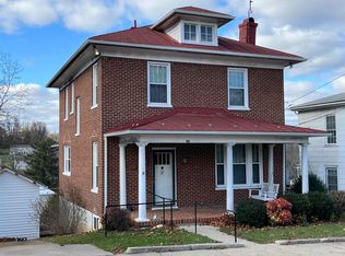 124 Thornrose Ave, Staunton, VA 24401