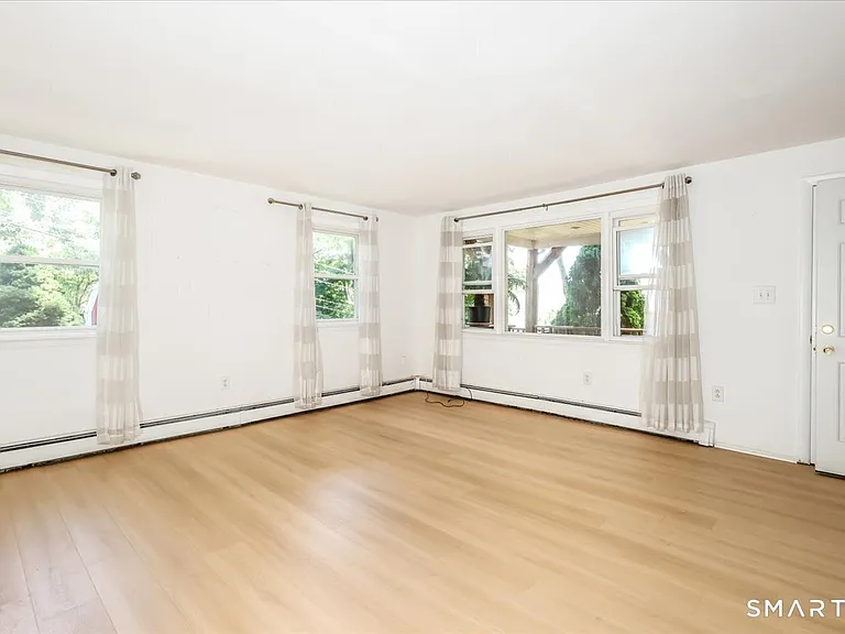 51 Rice Ln — Photo 11