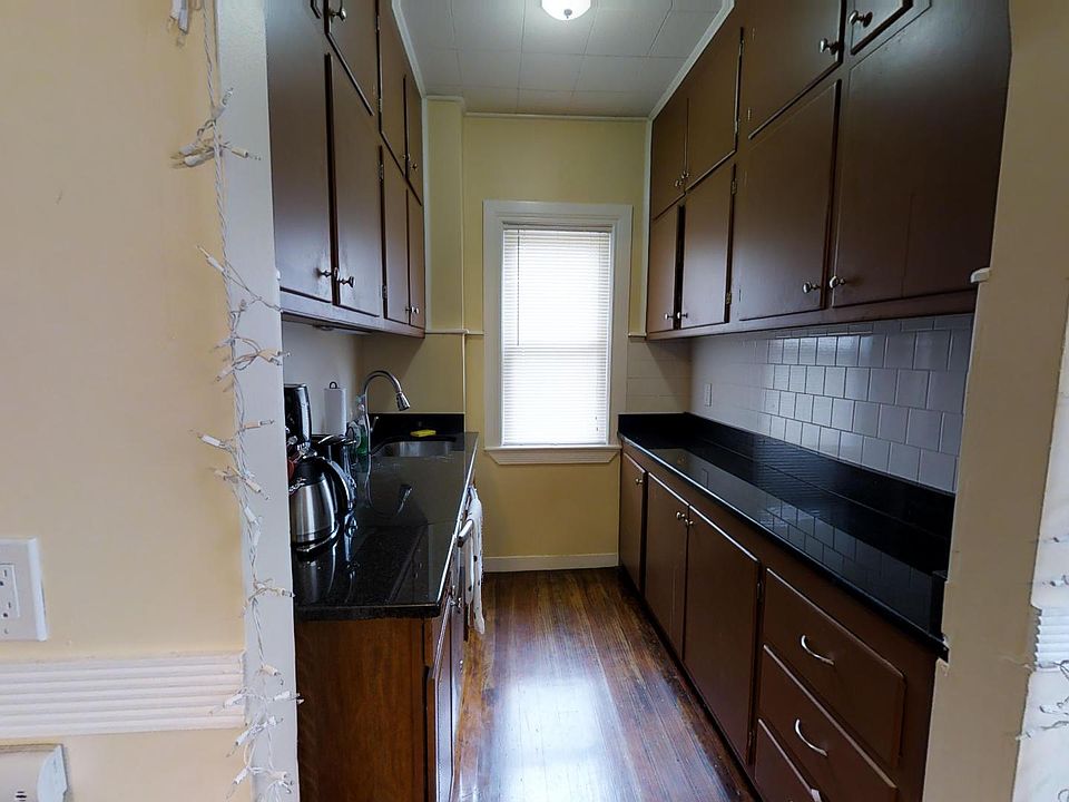 1st image of 21 Chandler St #2D