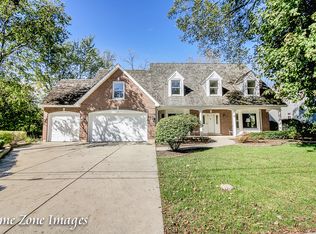 900 Hill Ave, Glen Ellyn, IL