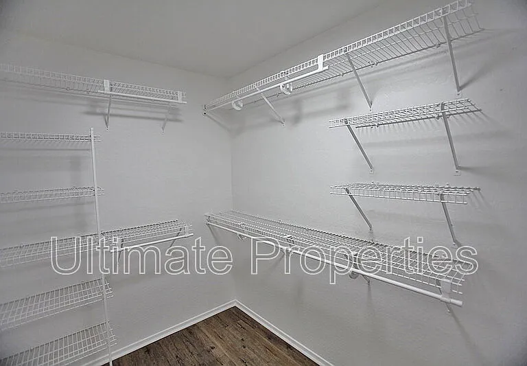 15313 N 104th Way — Photo 20