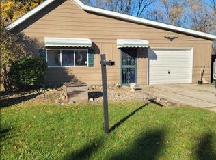 2032 Lambden Rd, Flint, MI 48532