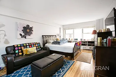 Rented by (Legacy) Elegran