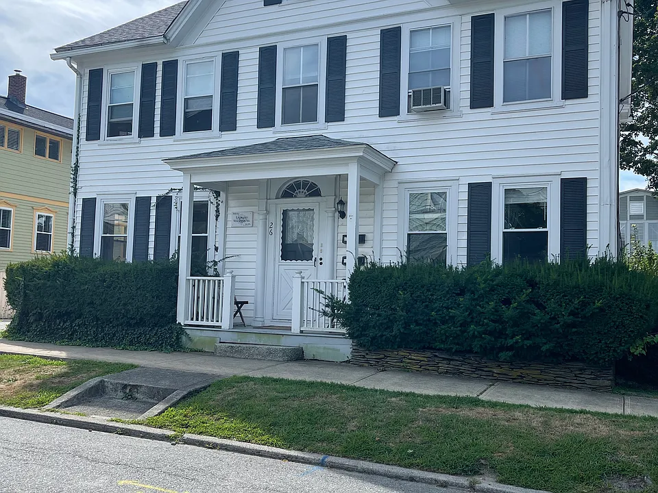 26 Burton St #2