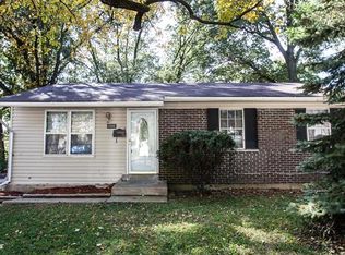 8590 Engler Ave, Saint Louis, MO 63114