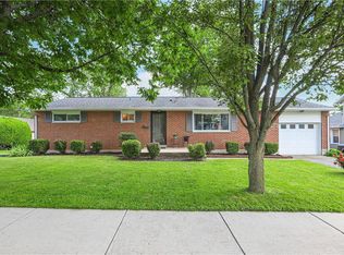 1128 Eureka Dr, Dayton, OH 45419