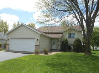 3115 Crescent Ridge Trl, Saint Cloud, MN 56301