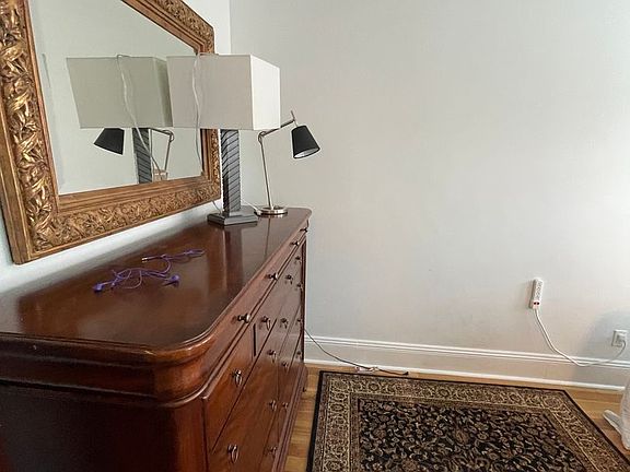4th image of 4761 Liberty Ave #8