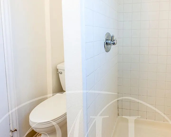 43 NE Ash Ave — Photo 12