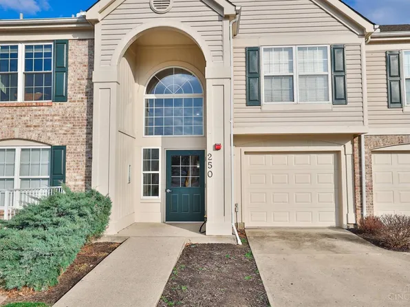250 Postoak Ln APT J, Milford, OH 45150