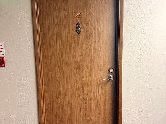 4th image of 1510 E St APT 22