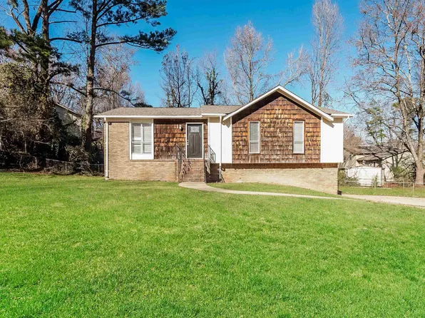 2568 Gaylon St, Birmingham, AL 35235