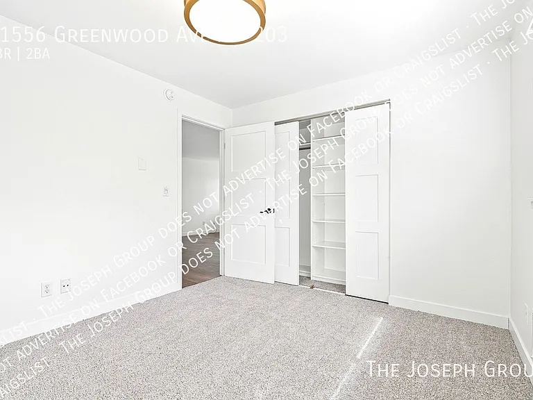 11556 Greenwood Ave N #203 — Photo 11
