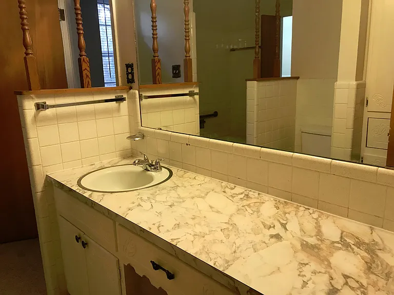 13001 Woodway Dr — Photo 6