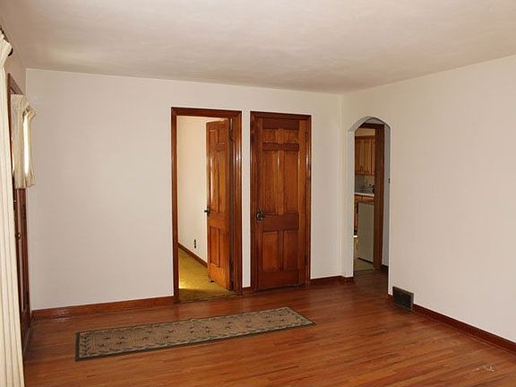 4th image of 1319 25th St
