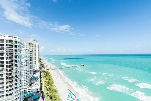 16275 Collins Ave #X-01 Photo 1