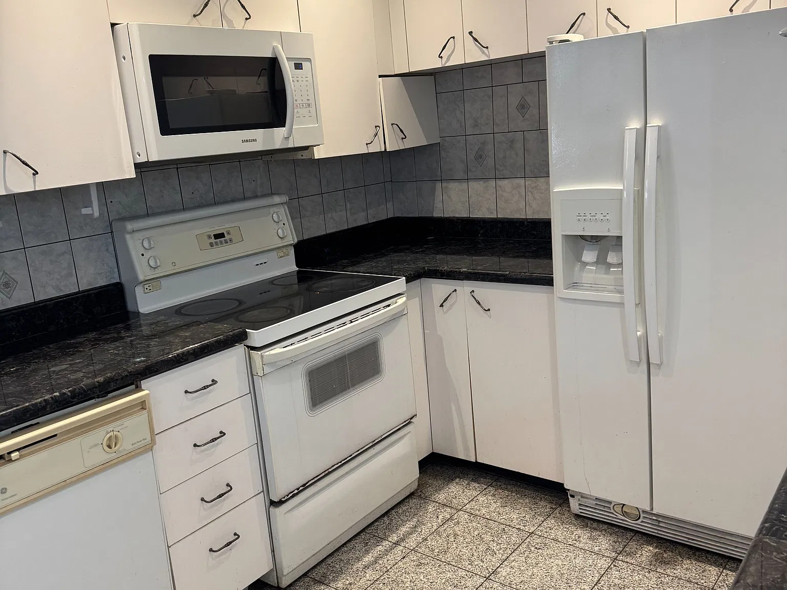 3 bed, $2,650 — Photo 3