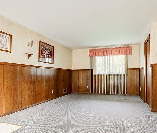 2nd image of 6 Bellmawr Dr