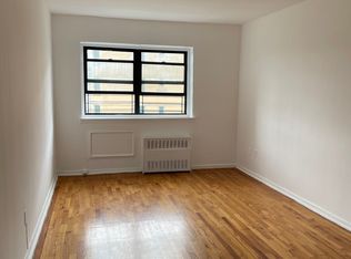 2875 Bainbridge Ave, Bronx, NY 10458