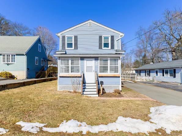 35 Buckley Avenue, Bristol, CT 06010