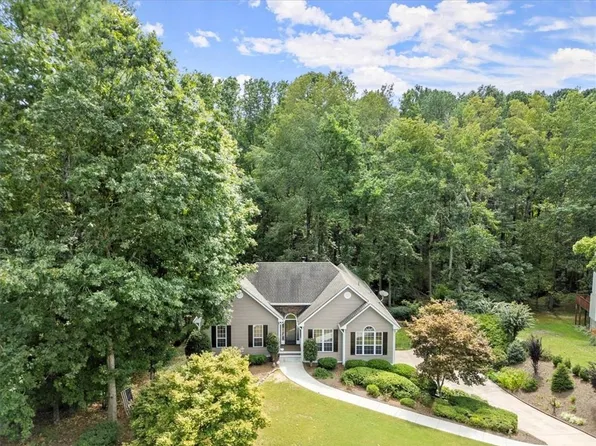 4425 Wessington Ln, Cumming, GA 30028