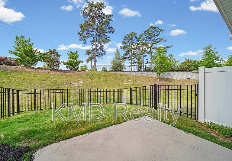 636 Crudent Rd — Photo 36