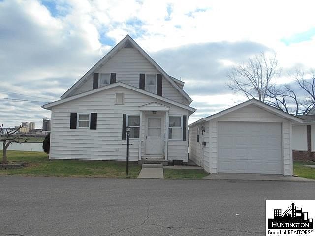 1st image of 105 Kelton Ln