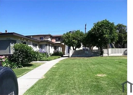 10030 Ben Hur Ave #E — Photo 2