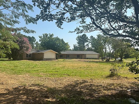 2nd image of 2718 Highway 32 W