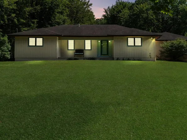 9210 Willow Rd, Willis, MI 48191
