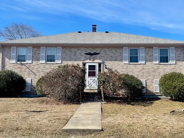 40 Elmwood Park, Quincy, MA 02170