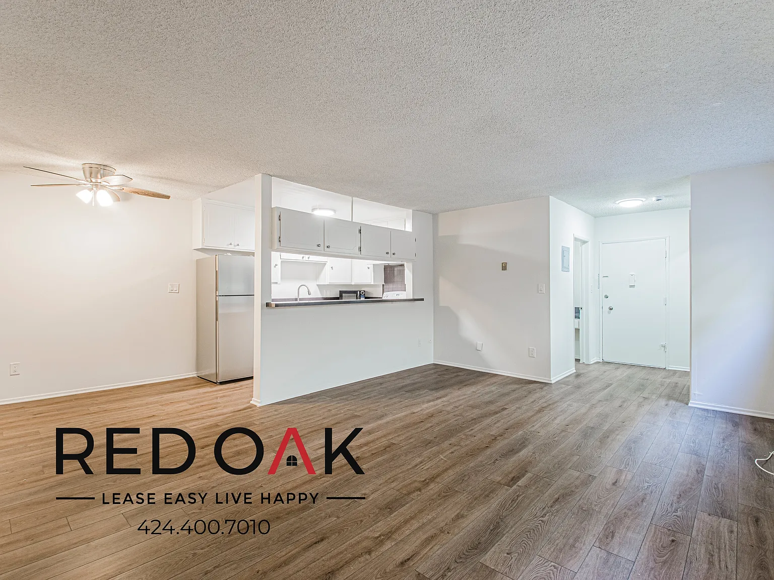 1539 N Alexandria Ave — Photo 3