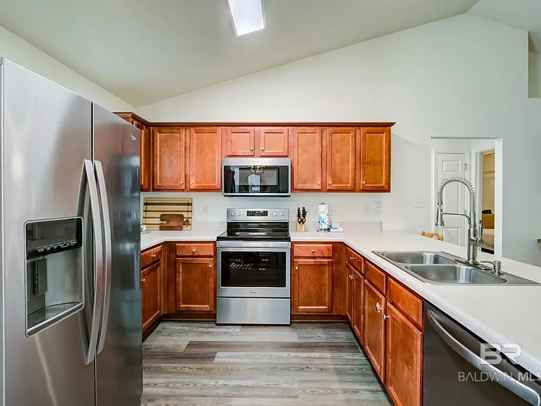 Balsam Ct — Photo 15