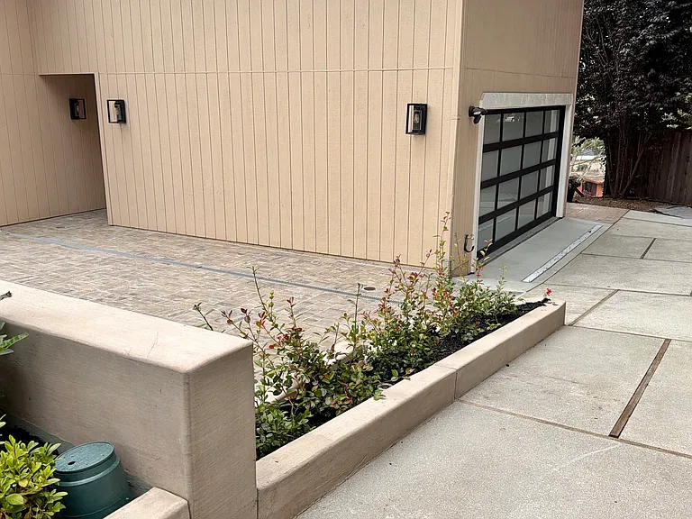 Front patio and driveway