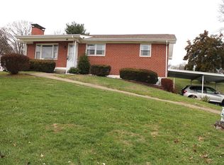 1156 Old Airport Rd, Bristol, VA 24201