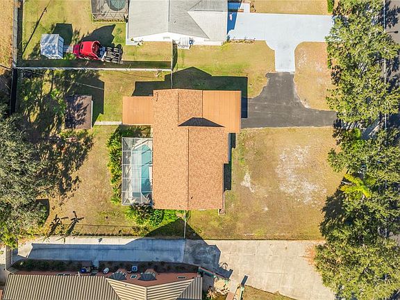 4th image of 1740 Neptune Rd