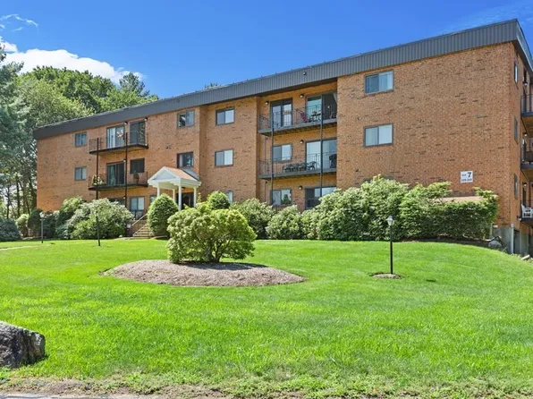 181 Littleton Rd Unit 241, Chelmsford, MA 01824