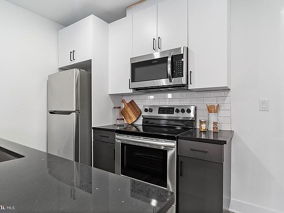 5th image of 332 Cecil B Moore Ave #104