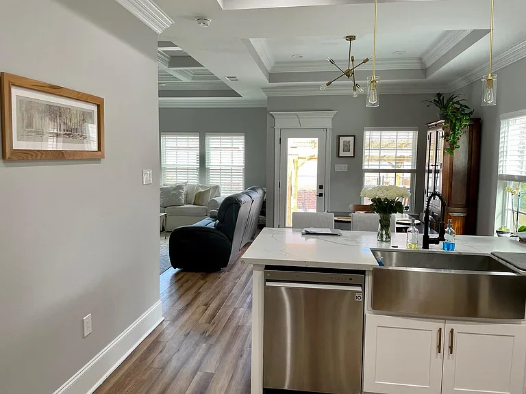 4127 Gibson St — Photo 8
