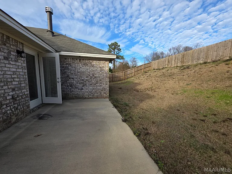 745 Park Ln — Photo 45
