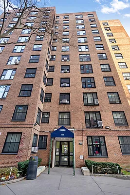 Sold by Compass | media 8