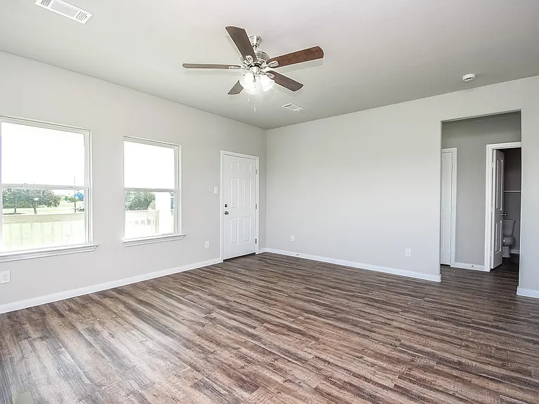 544 Buckskin Dr — Photo 17