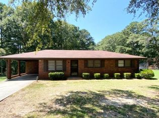 1409 Laboon Rd, Monroe, GA 30655