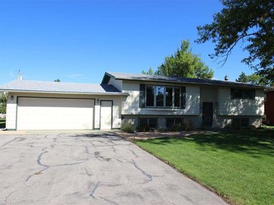 4 Tom Ral Dr, Spearfish, SD, 57783