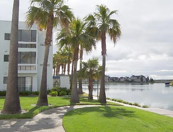 922 Beach Park Blvd #30