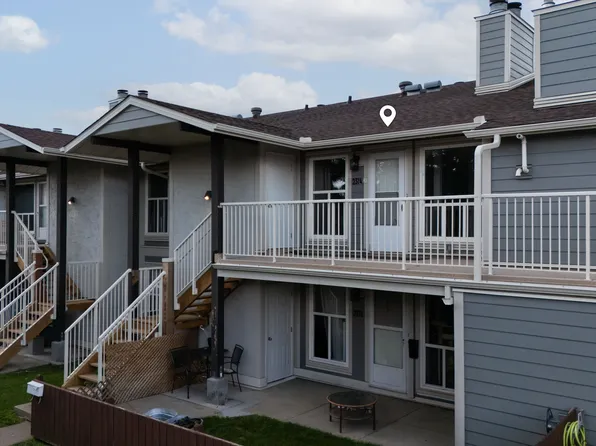 2314 151st Ave NW, Edmonton, AB T5Y 2L1